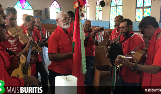 Folia do Divino Espírito Santo, uma manifestação de religiosidade, devoção e cultura em Buritis.